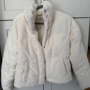 Abercrombie & Fitch White Faux Fur Mini Puffer